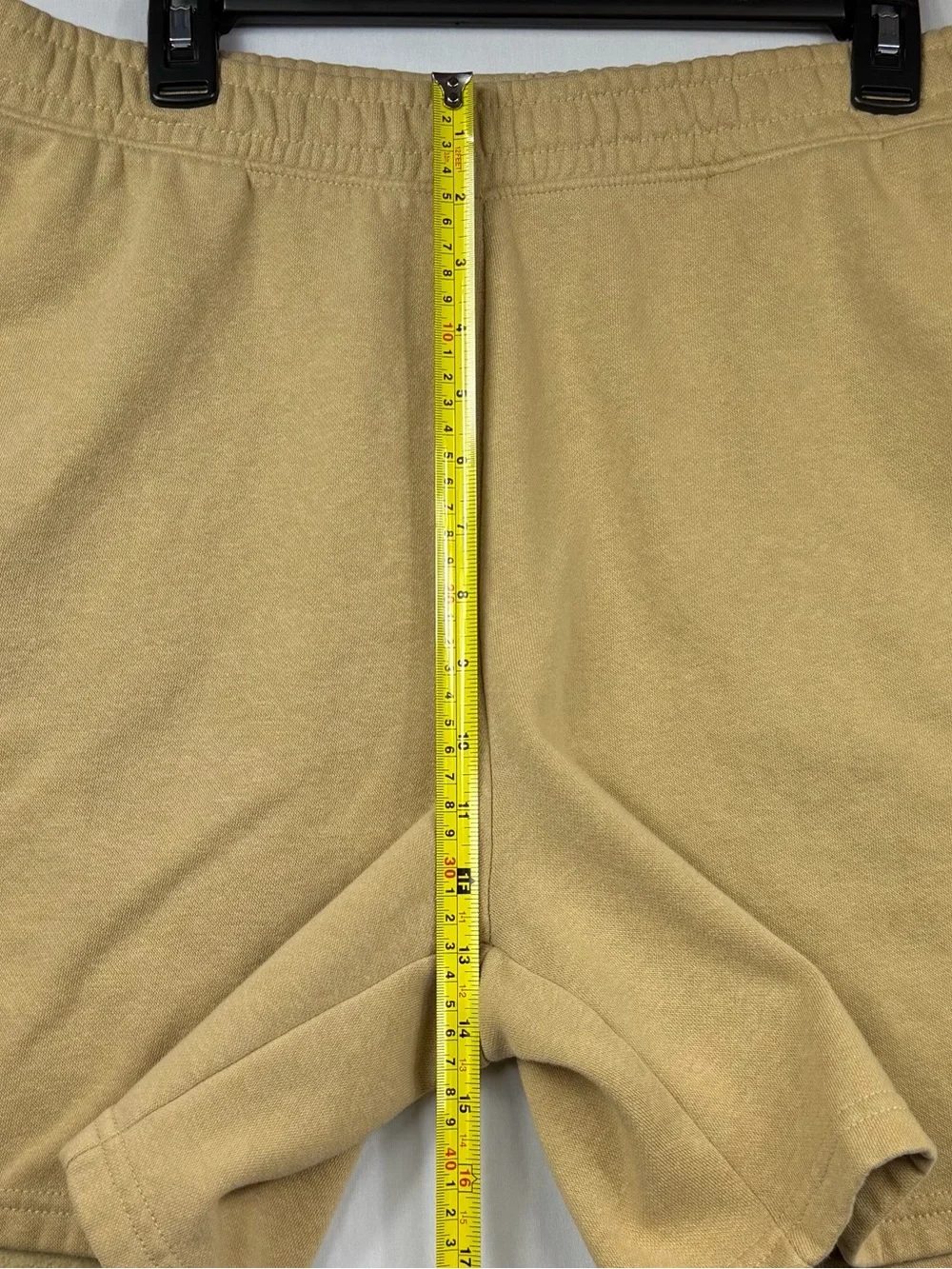 The North Face Men’s Evolution Khaki Shorts Size Medium